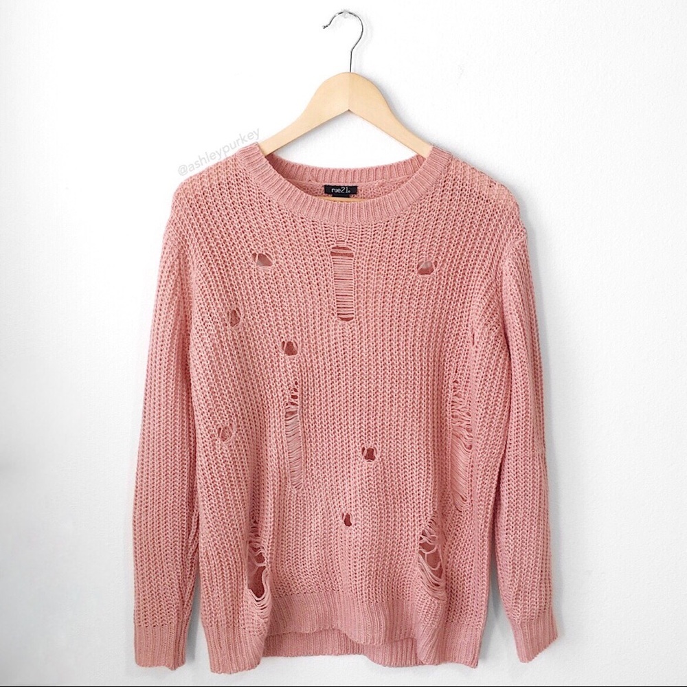 ❤️CLEARANCE❤️ blush pink distressed knit sweater